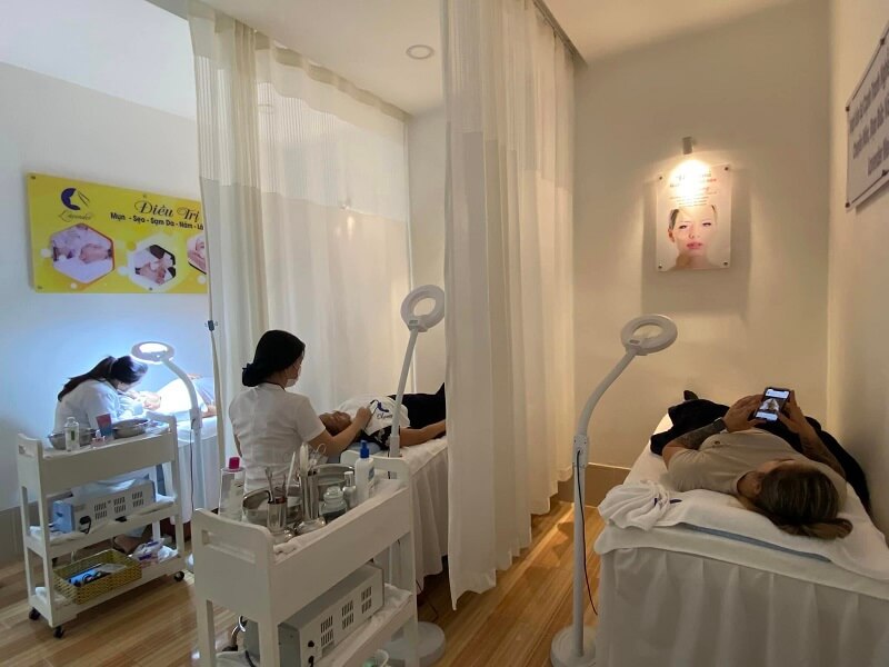 Lavender Medical Spa có các phòng chăm sóc da riêng biệt, tạo sự riêng tư Lavender Medical Spa