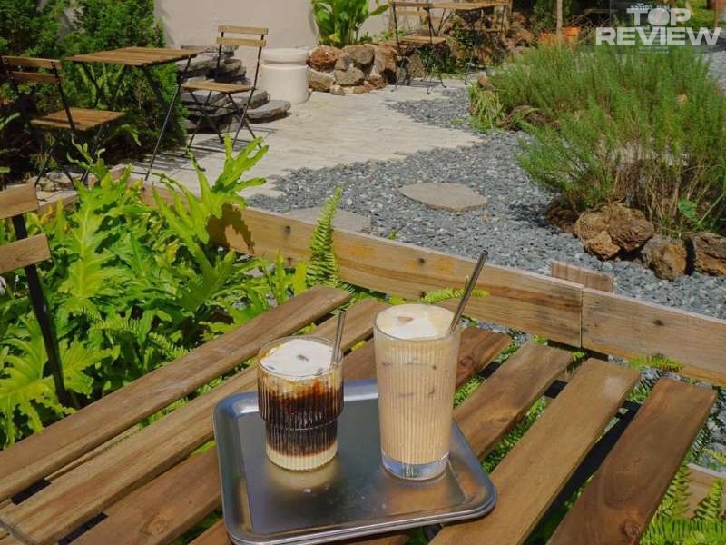 Jeju Coffee có khuôn viên rộng Jeju Coffee 2
