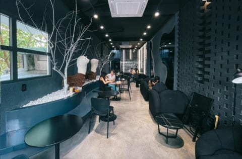 Top 5 quán cafe tone đen trắng cực xịn tại Sài Gòn 52 Top 5 Quán Cafe Tone Đen Trắng Cực Xịn Tại Sài Gòn
